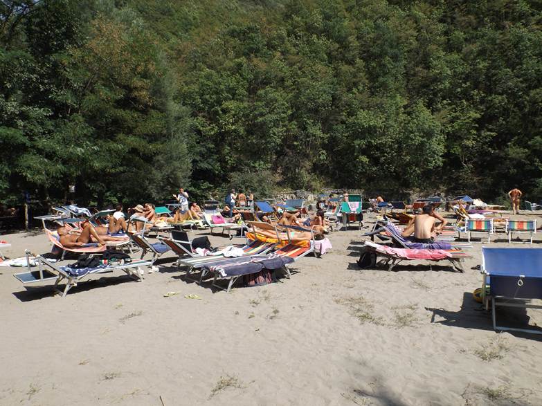  Image name: Image38.jpg 
 width: 783 pixel 
 height: 587 pixel 
 Size: 126596 bytes 
 Click to enlarge 